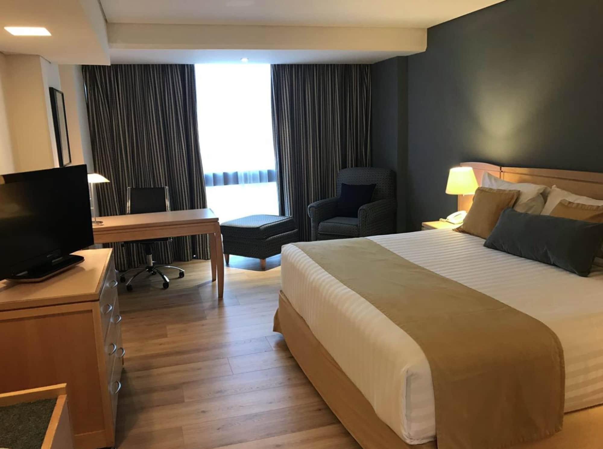 普瑞苏派瑞赛丽笙酒店 墨西哥城 外观 照片 A room at the hotel