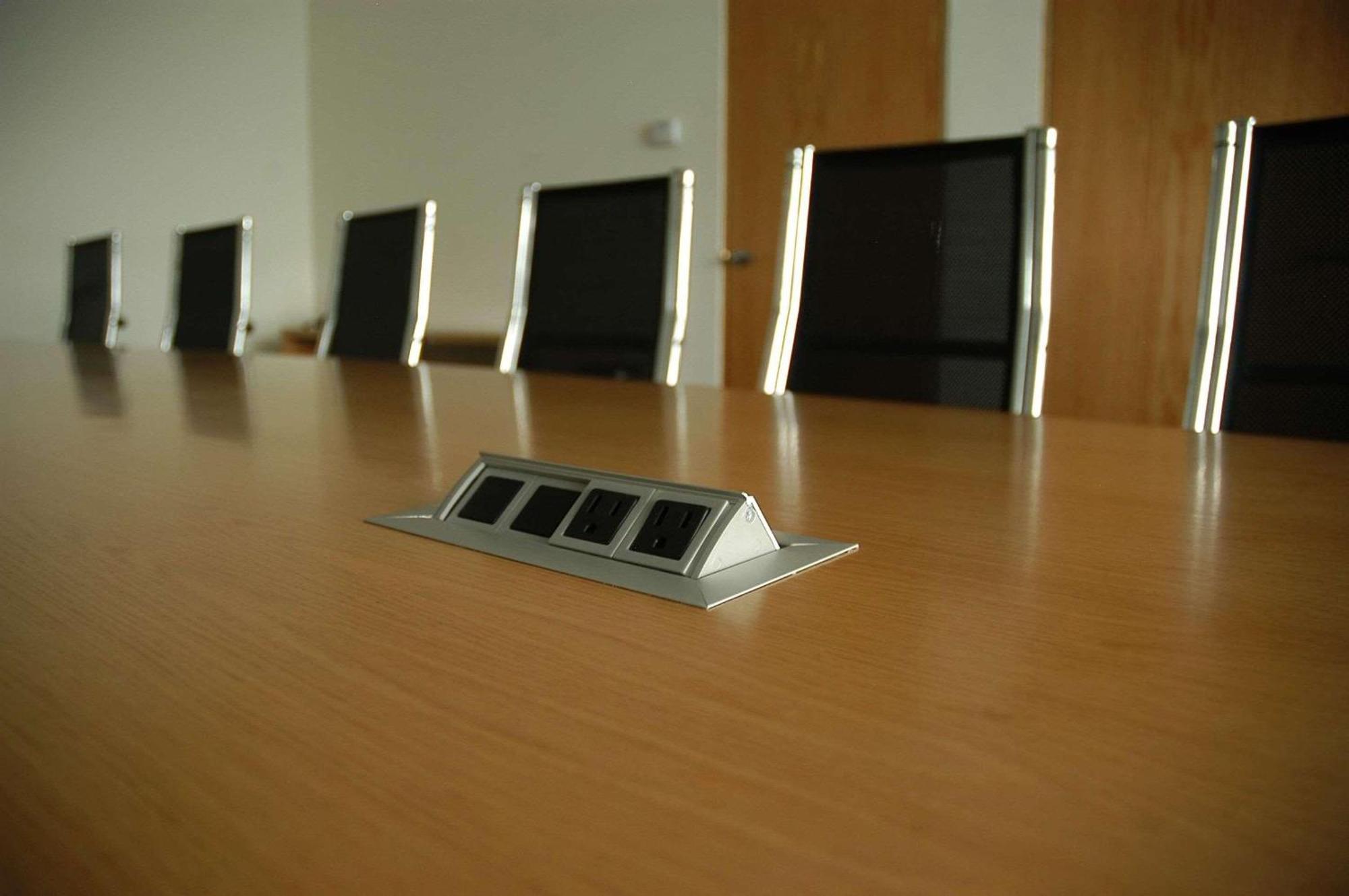 普瑞苏派瑞赛丽笙酒店 墨西哥城 外观 照片 A table-mounted power strip