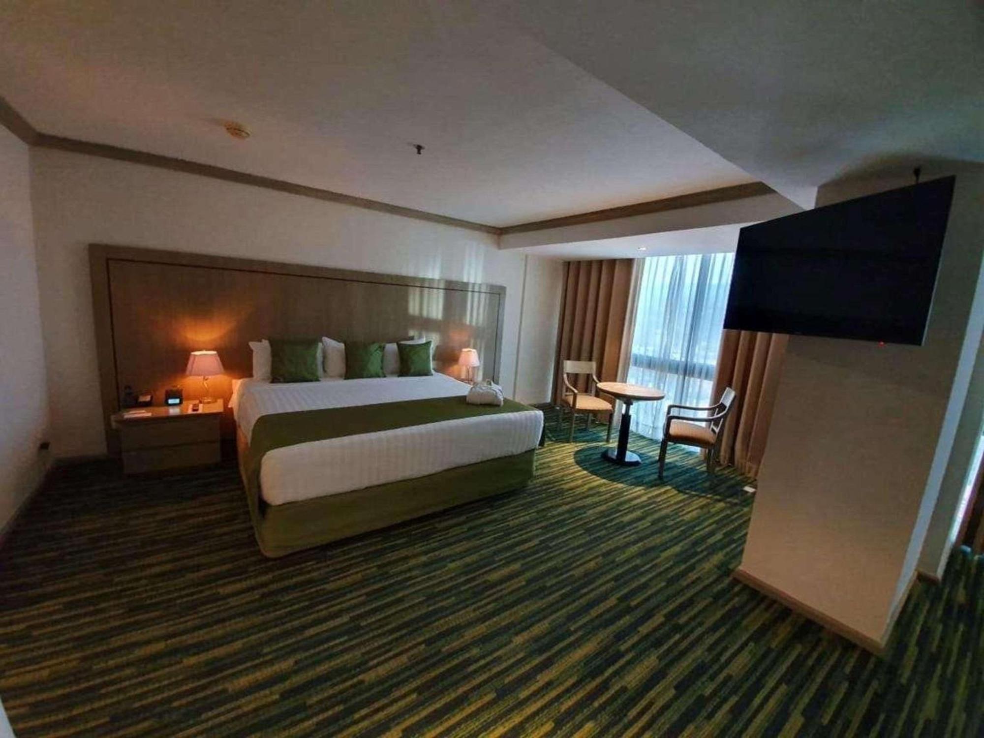 普瑞苏派瑞赛丽笙酒店 墨西哥城 外观 照片 A room at the hotel
