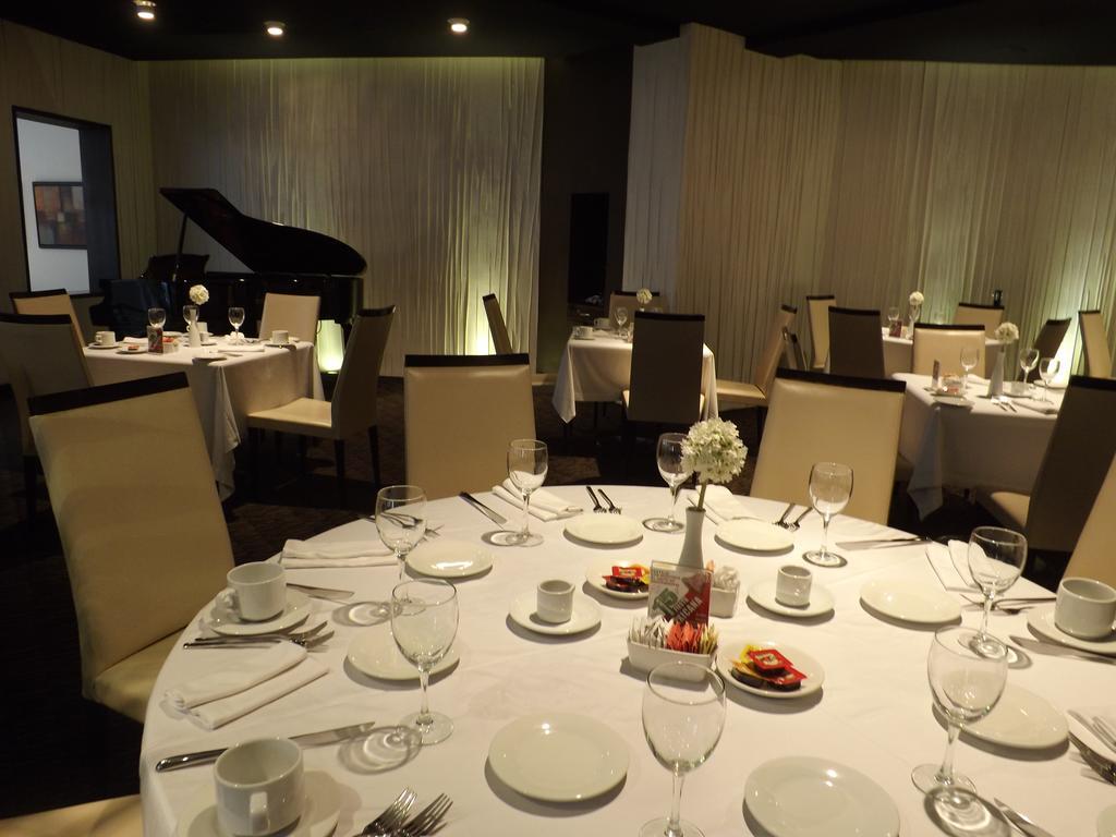 普瑞苏派瑞赛丽笙酒店 墨西哥城 外观 照片 The interior of the restaurant